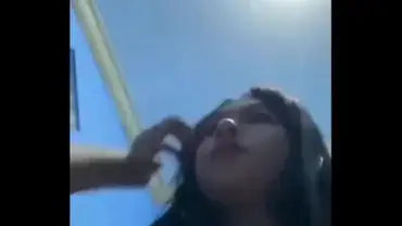 Cewek 18+ Belajar Colmek Di Kamar Ketauan Emaknya poster