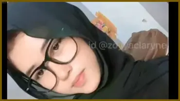 Update Zoyya Cewek Jilbab Colmek Terbaru 2026 poster